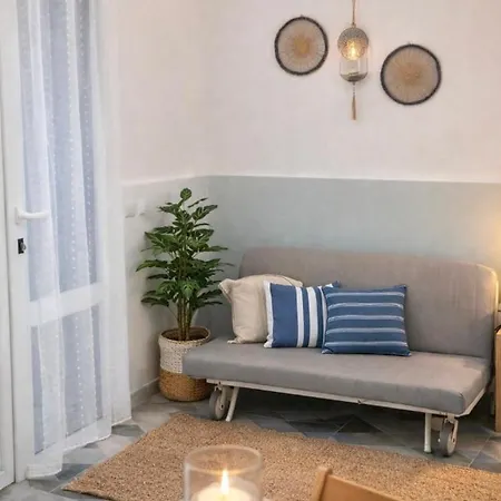 Occhi Blu House *